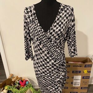 GUESS Dress